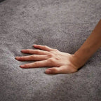 Divano tufted a 3 posti in ciniglia grigio 61.5 con braccioli e borchie in rame, 2 cuscini