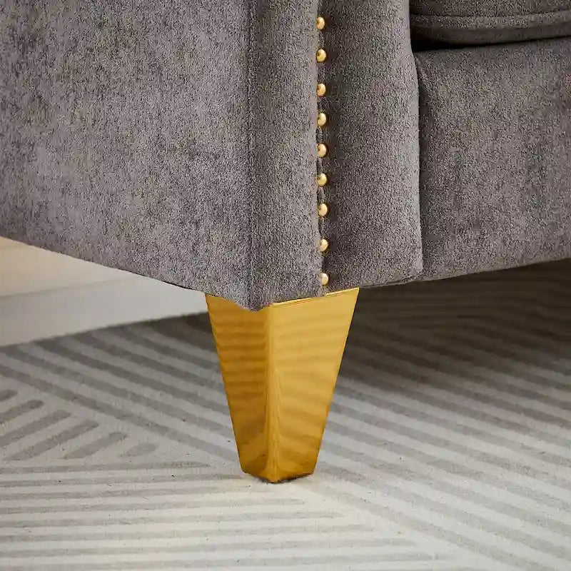 Divano tufted a 3 posti in ciniglia grigio 61.5 con braccioli e borchie in rame, 2 cuscini