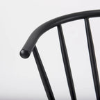 Sedia da pranzo in metallo nero con struttura opaca verniciata a polvere