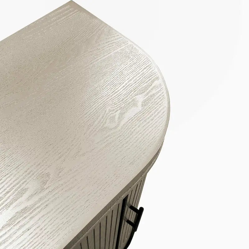 Madia decorativa moderna da 120 cm con ripiani regolabili