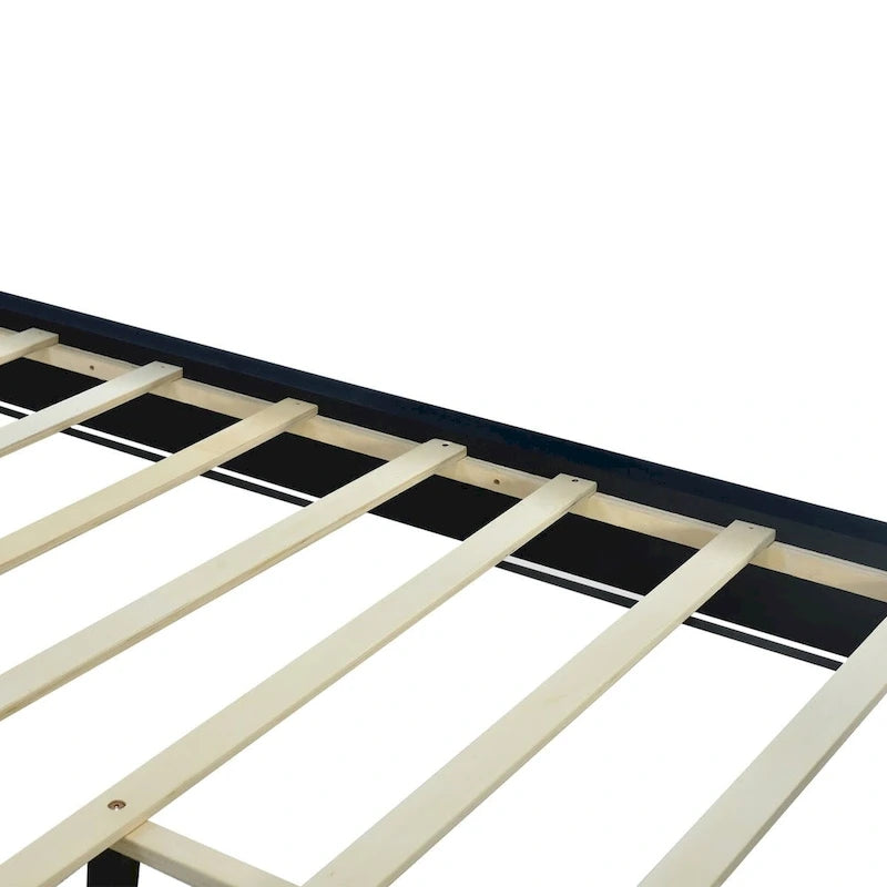 Letto imbottito a piattaforma Queen Size con testiera a capitonné